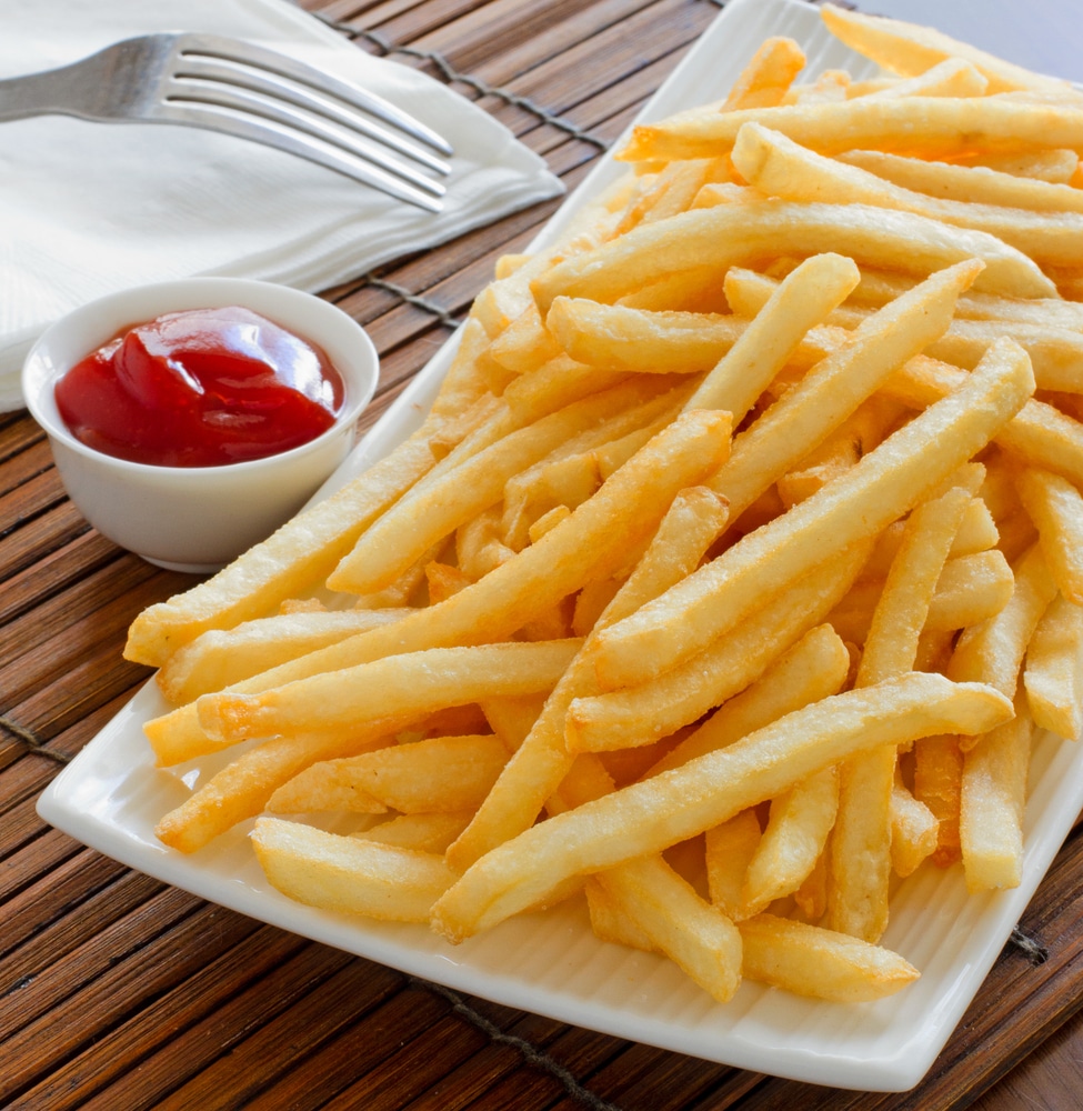 FRENCH FRIES WITH KETCHUP